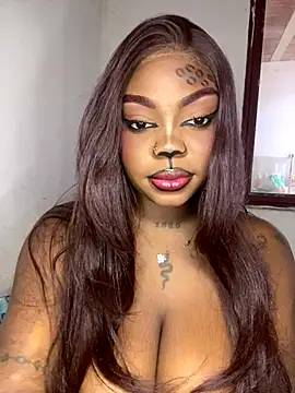 MiiaaCollinss online show from October 2025 03:14:02 PM