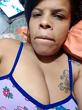 Snapshot of Esperanza_13 chatting on July 2026 02:29:01 AM Esperanza 13 online show from July 2026 02:29:01 AM