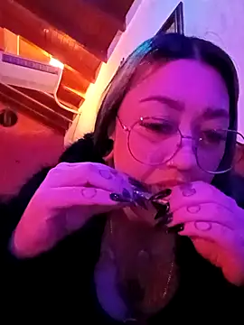 Dulcedeanis online show from April 2026 03:09:02 AM