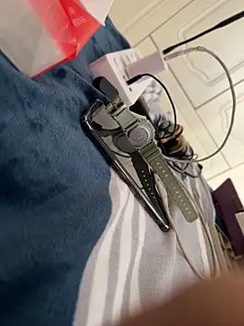 Snapshot of 123a_B chatting on April 2026 01:04:01 AM 123a B online show from April 2026 01:04:01 AM