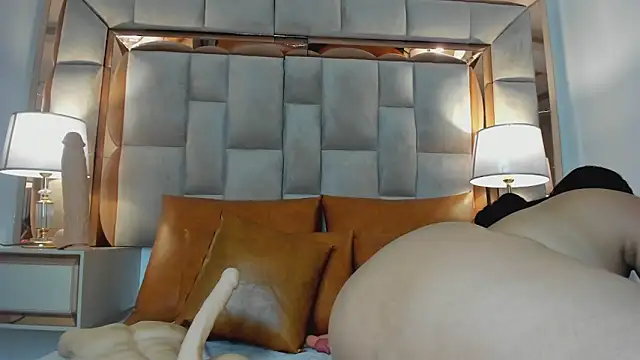 ValentinaBreats online show from April 2026 11:46:02 AM