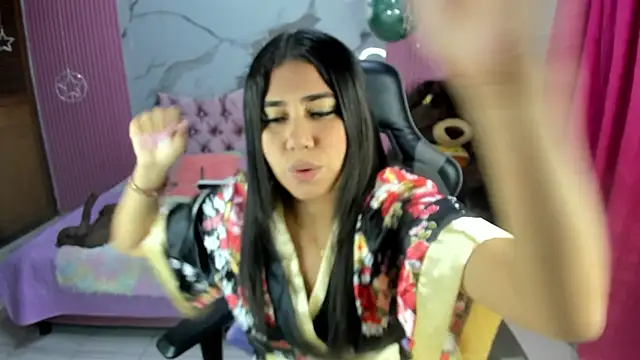 Snapshot of Mindy_19 chatting on February 2026 11:02:02 AM Mindy 19 online show from February 2026 11:02:02 AM