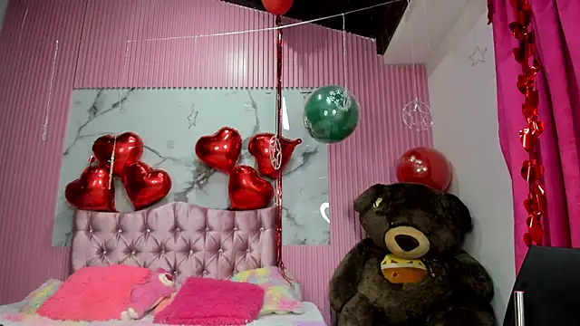 Snapshot of Mindy_19 chatting on February 2026 10:55:01 PM Mindy 19 online show from February 2026 10:55:01 PM