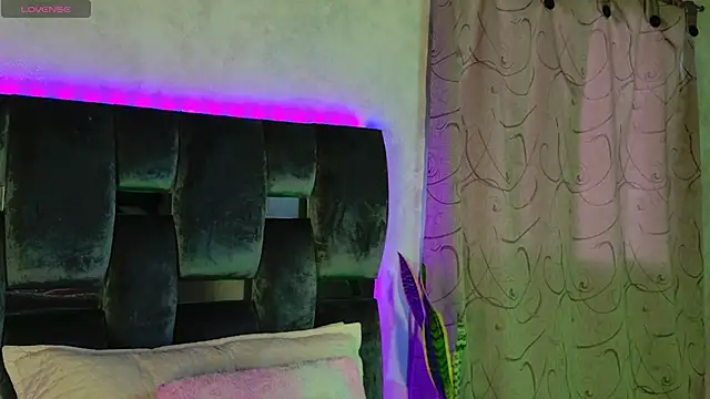 Taurito    online show from November 2025 10:09:02 PM