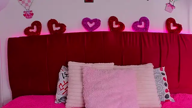 Snapshot of cuteeimy chatting on February 2026 06:14:01 PM cuteeimy online show from February 2026 06:14:01 PM