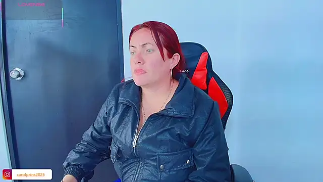 Snapshot of carolinhe_ chatting on November 2025 07:58:01 PM carolinhe online show from November 2025 07:58:01 PM