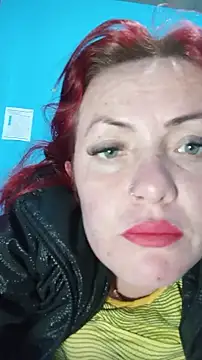 Snapshot of carolinhe_ chatting on December 2025 04:20:02 AM carolinhe online show from December 2025 04:20:02 AM