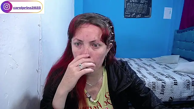 Snapshot of carolinhe_ chatting on March 2026 11:27:01 AM carolinhe online show from March 2026 11:27:01 AM