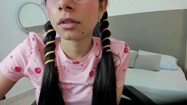 carlina 15 online show from October 2025 02:24:02 PM