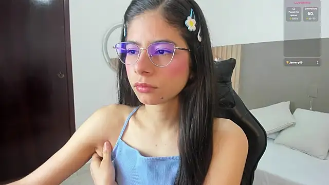 carlina 15 online show from April 2026 12:35:01 PM