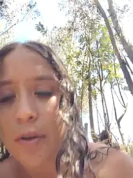 Snapshot of You-sexy-starr chatting on January 2026 04:11:01 PM You-sexy-starr online show from January 2026 04:11:01 PM