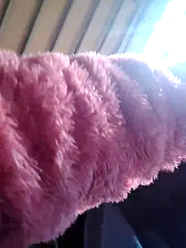 Snapshot of You-sexy-starr chatting on February 2026 01:45:01 PM You-sexy-starr online show from February 2026 01:45:01 PM