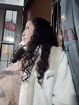 Snapshot of You-sexy-starr chatting on February 2026 01:51:01 AM You-sexy-starr online show from February 2026 01:51:01 AM