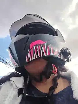 Snapshot of You-sexy-starr chatting on February 2026 09:02:01 PM You-sexy-starr online show from February 2026 09:02:01 PM