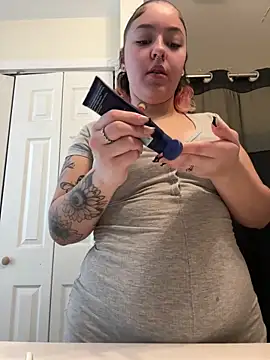 Snapshot of babykalirose chatting on February 2026 07:39:02 PM babykalirose online show from February 2026 07:39:02 PM