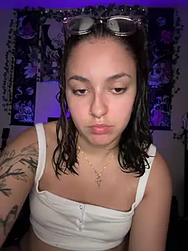 Snapshot of babykalirose chatting on July 2026 02:36:01 AM babykalirose online show from July 2026 02:36:01 AM