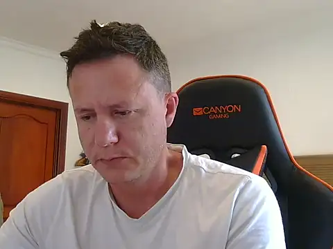 TroyDieselXXX online show from December 2025 04:30:01 AM