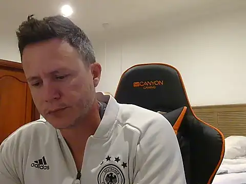 TroyDieselXXX online show from April 2026 04:12:01 AM