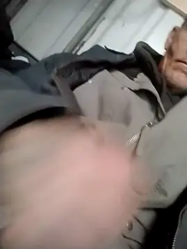 Snapshot of helldonk chatting on January 2026 07:23:01 PM helldonk online show from January 2026 07:23:01 PM