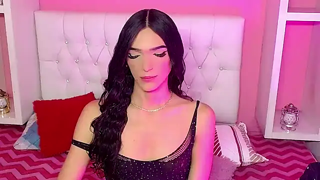 Snapshot of x_isabella_x chatting on April 2026 06:03:02 PM x isabella x online show from April 2026 06:03:02 PM