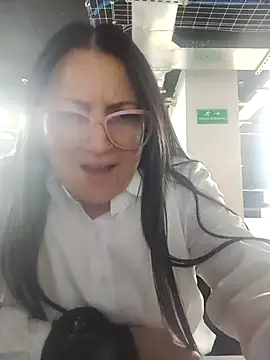 Snapshot of Romina693 chatting on October 2025 06:23:02 AM Romina693 online show from October 2025 06:23:02 AM