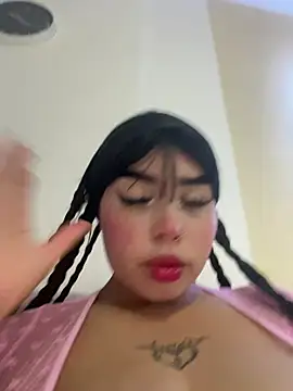 Snapshot of lucialauper_ chatting on June 2026 03:22:01 AM lucialauper online show from June 2026 03:22:01 AM