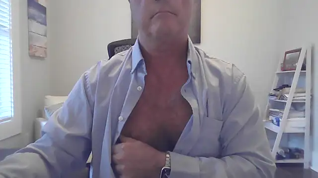 cyclone1212 online show from January 2026 10:23:01 PM