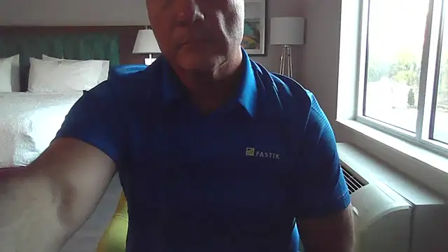 cyclone1212 online show from February 2026 11:14:02 PM