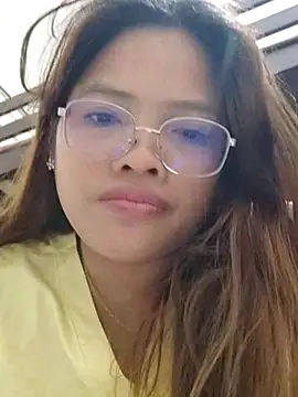 Snapshot of Sweetheart_Claire chatting on April 2026 12:31:01 PM Sweetheart Claire online show from April 2026 12:31:01 PM