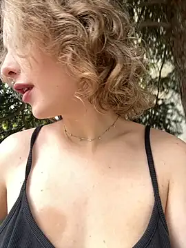 KellyKeler online show from September 2025 11:11:01 AM