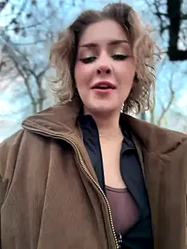 KellyKeler online show from December 2025 01:28:01 PM