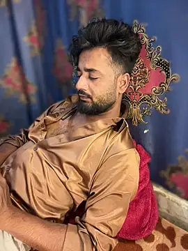 Munny6677 online show from March 2026 06:25:01 PM