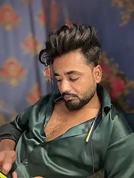 Munny6677 online show from March 2026 08:14:01 PM