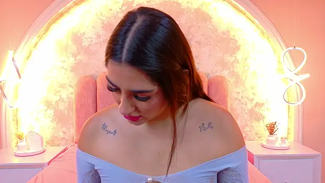 JasmineRhodes online show from February 2026 01:32:02 PM