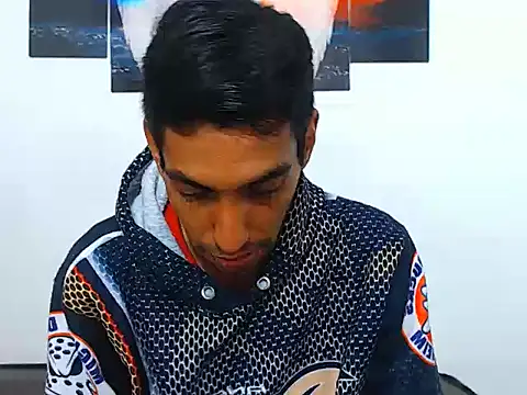 ranndy86 online show from March 2026 09:03:02 PM