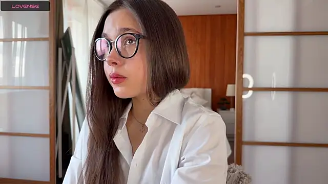 PlumyBun online show from November 2025 04:22:02 AM