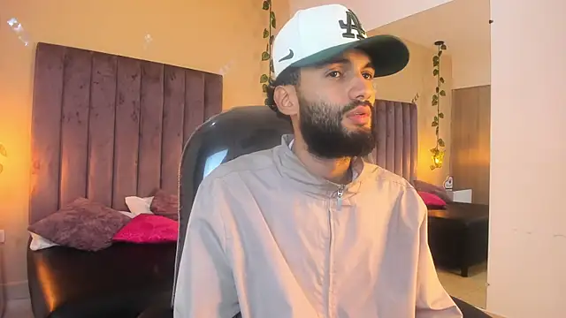 Ryan Jackson  online show from November 2025 04:07:01 AM