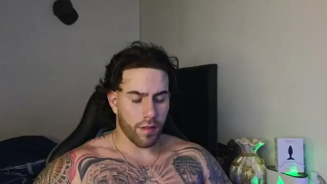 Ades Lowe online show from March 2026 08:47:02 AM