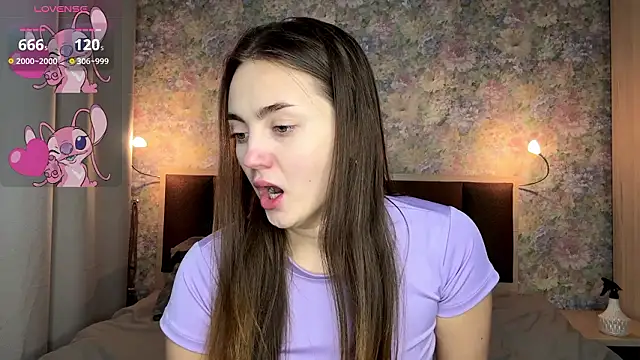 Snapshot of LoraDavi chatting on March 2026 05:24:01 AM LoraDavi online show from March 2026 05:24:01 AM