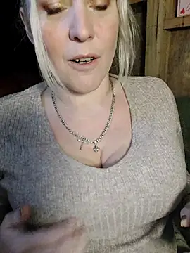 Bouncy-Bella28X online show from September 2025 07:34:02 AM