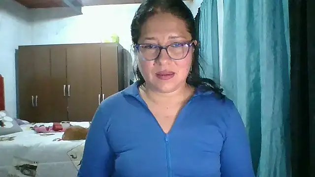 Snapshot of scarlett_widow_ chatting on September 2025 02:48:01 AM scarlett widow  online show from September 2025 02:48:01 AM