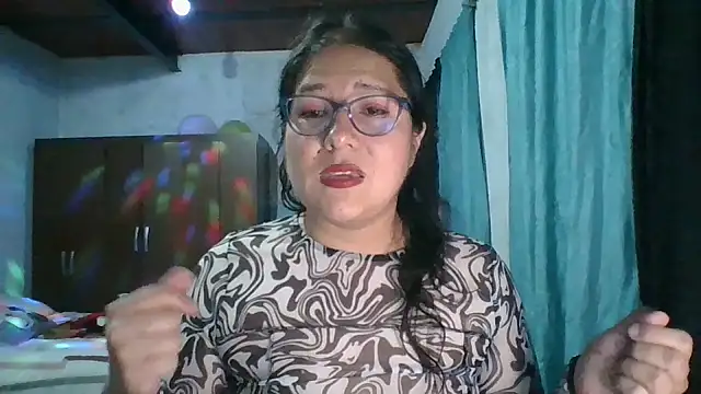 Snapshot of scarlett_widow_ chatting on October 2025 02:53:01 AM scarlett widow  online show from October 2025 02:53:01 AM