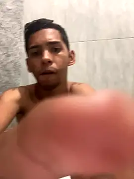 Oqui online show from October 2025 11:35:01 PM