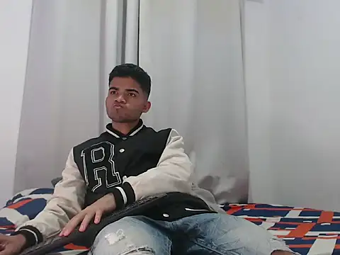 camillo beischel  online show from September 2025 03:56:02 PM