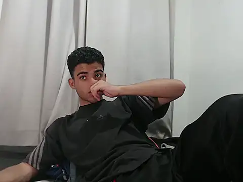 camillo beischel  online show from September 2025 06:33:02 PM