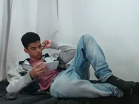 camillo beischel  online show from September 2025 05:29:02 PM