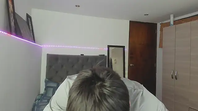 stevve 14 online show from December 2025 03:12:01 AM