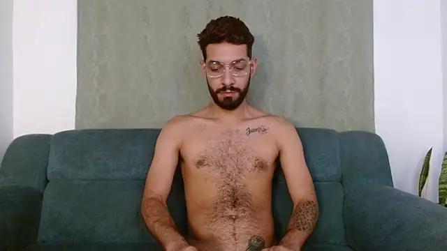 ReyPablo1 online show from September 2025 09:04:02 PM