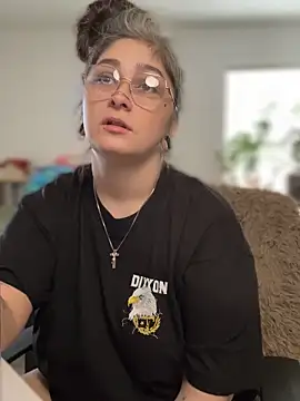 Alix Valentine online show from October 2025 05:00:01 PM