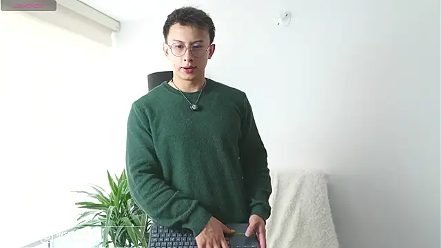 DeusbelliS online show from November 2025 03:32:02 PM